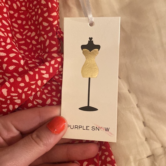 Red dress - Picture 3 of 4